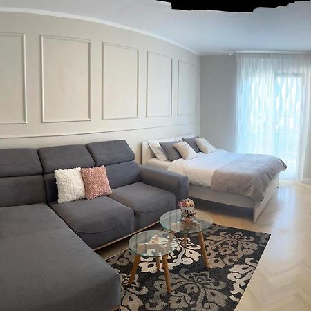 Apartment Julija Задар Екстериор снимка