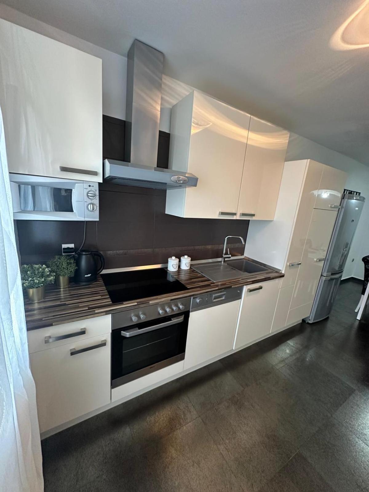 Apartment Julija Задар Екстериор снимка